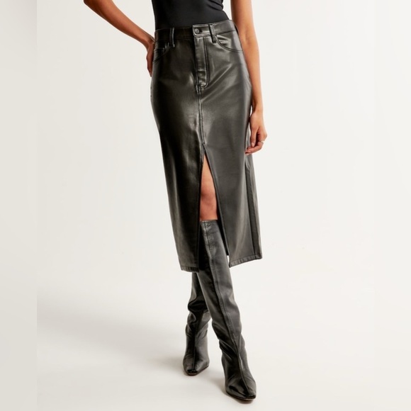 Abercrombie & Fitch Dresses & Skirts - Abercrombie & Fitch | Black Faux Leather Midi Skirt | M | NWT